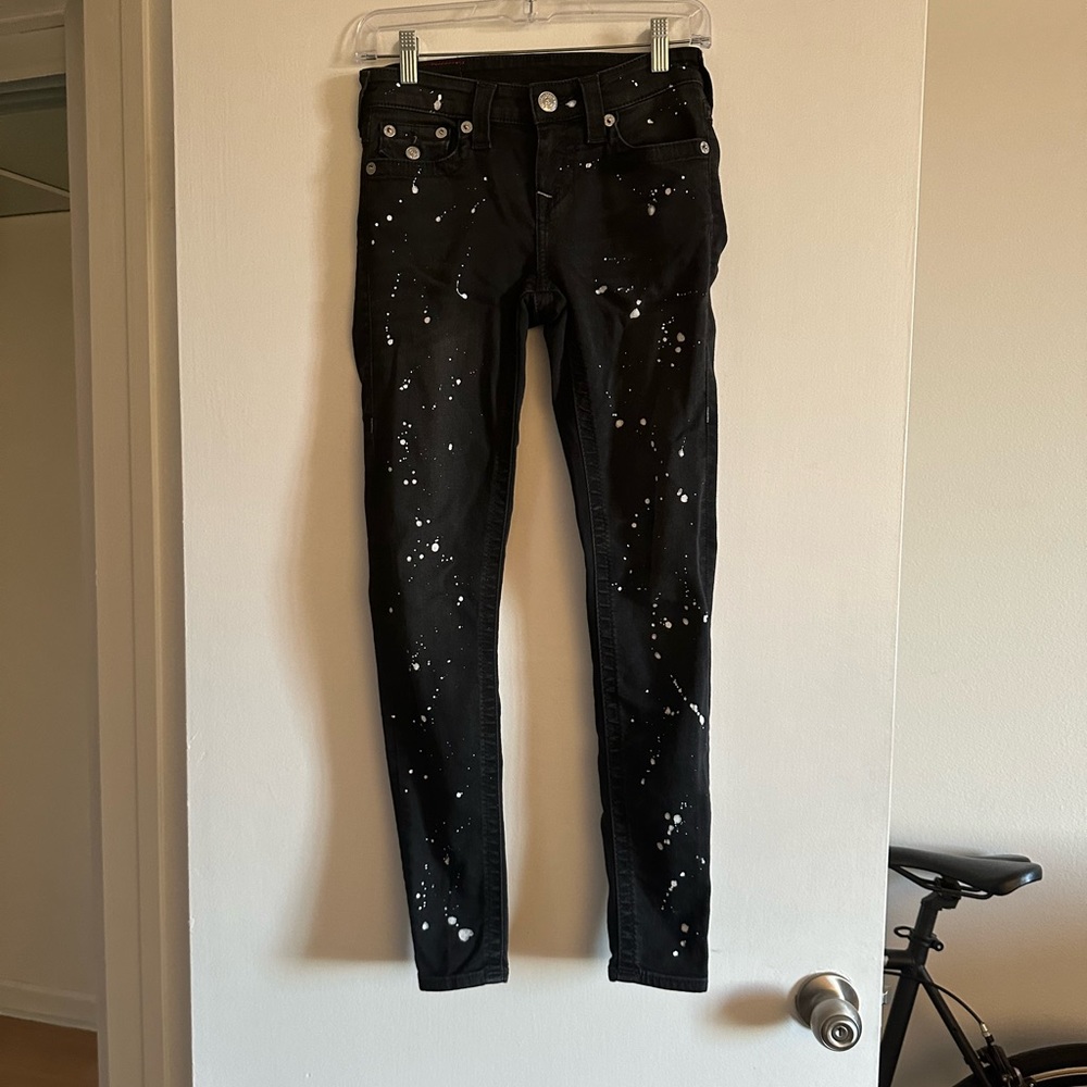 True Religion Black Splatter Paint Super Skinny Jeans size 26 EUC - Picture 2 of 9